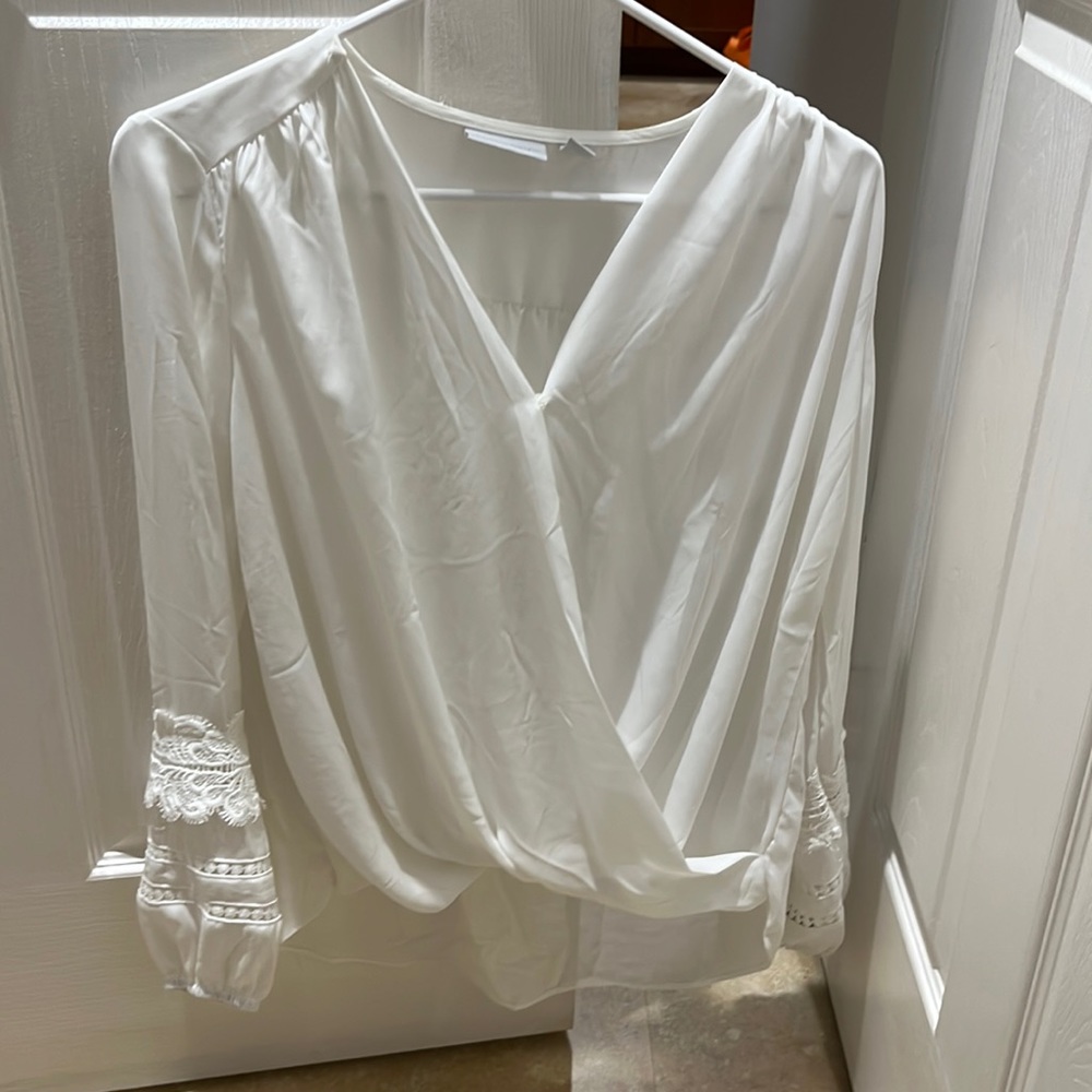 Great boho cross over top!